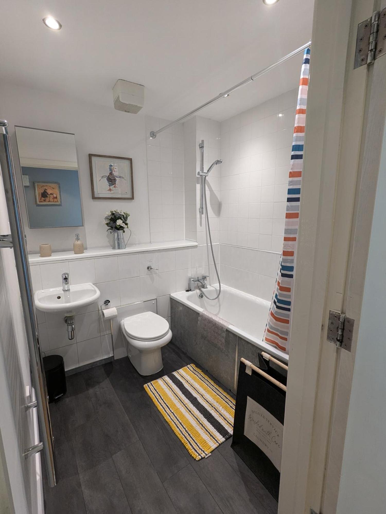 Stunning Modern Centre * Coventry