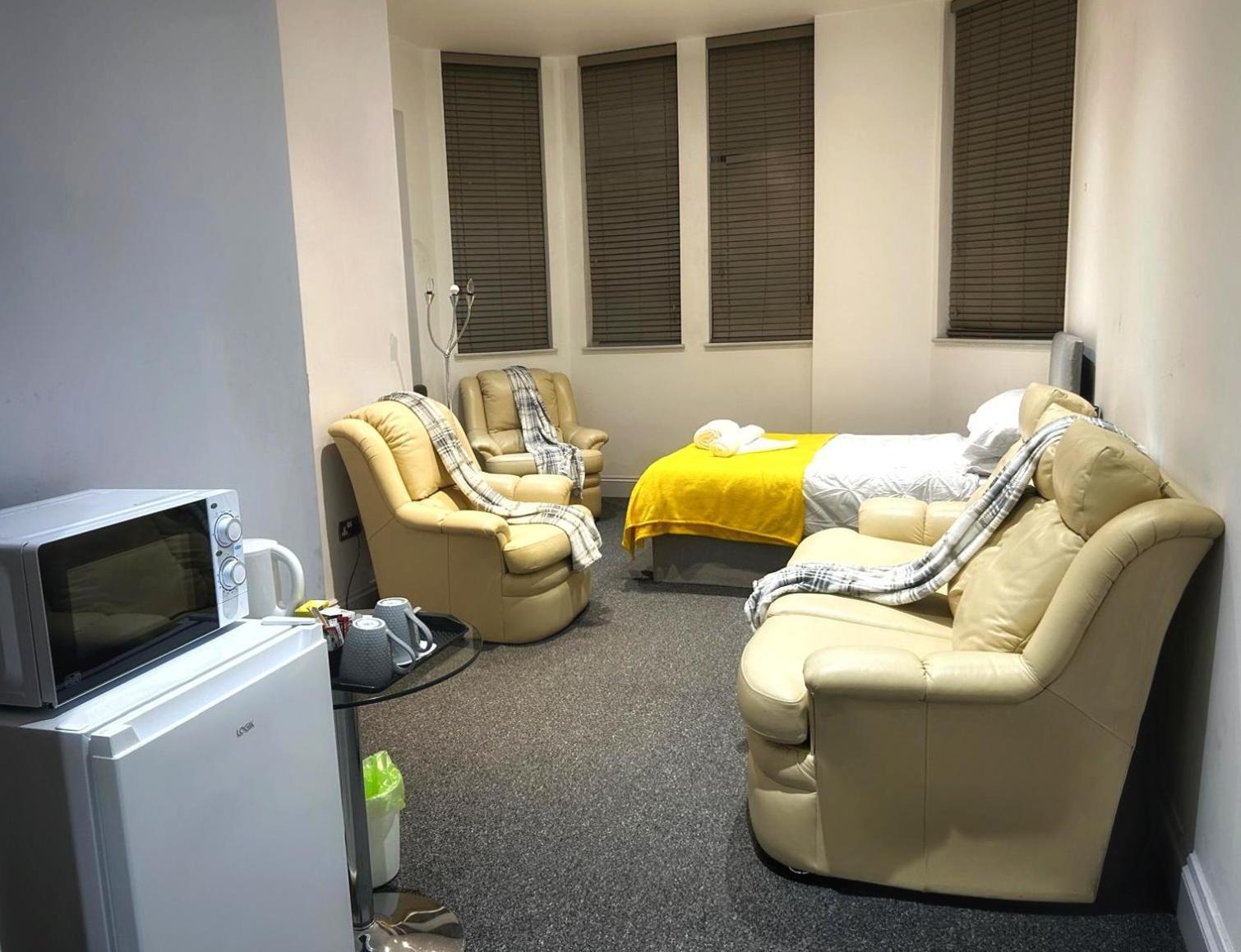 Divine Aparthotel *