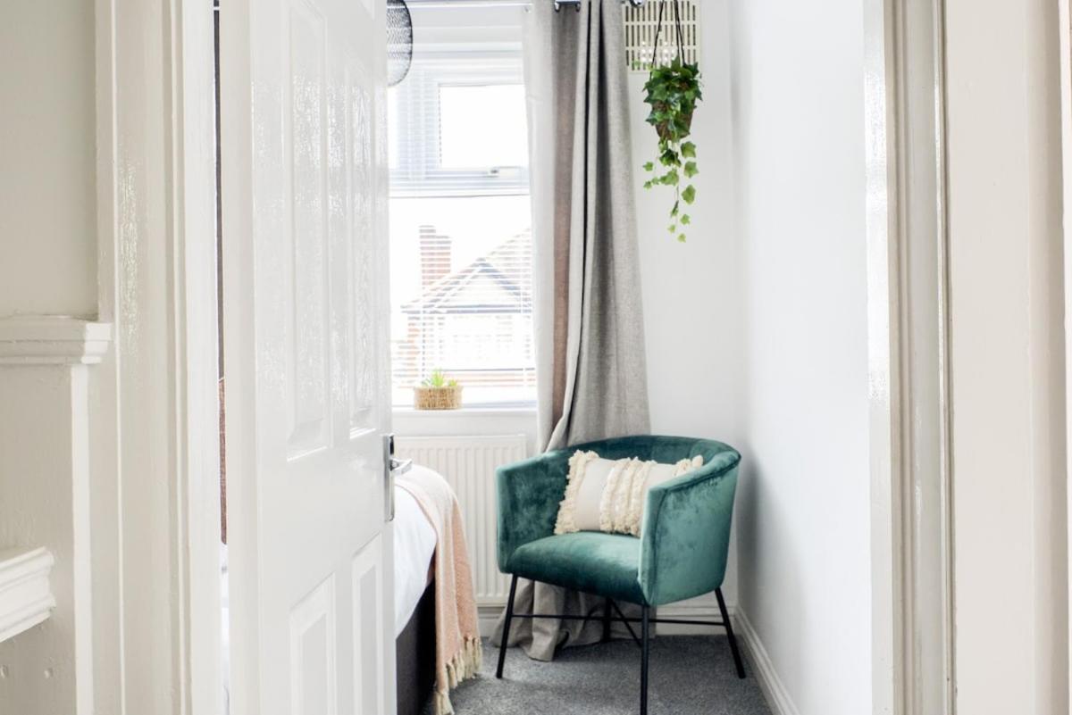 Holiday home Beautiful House, Sleeps 8 Coventry