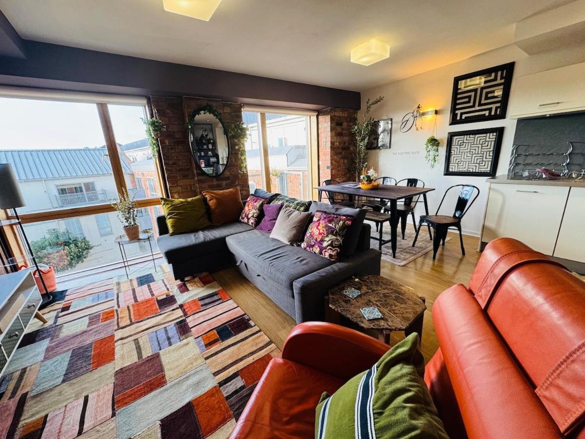 Homely And Charming 2 Bedroom Sleeps 6 W Balcony