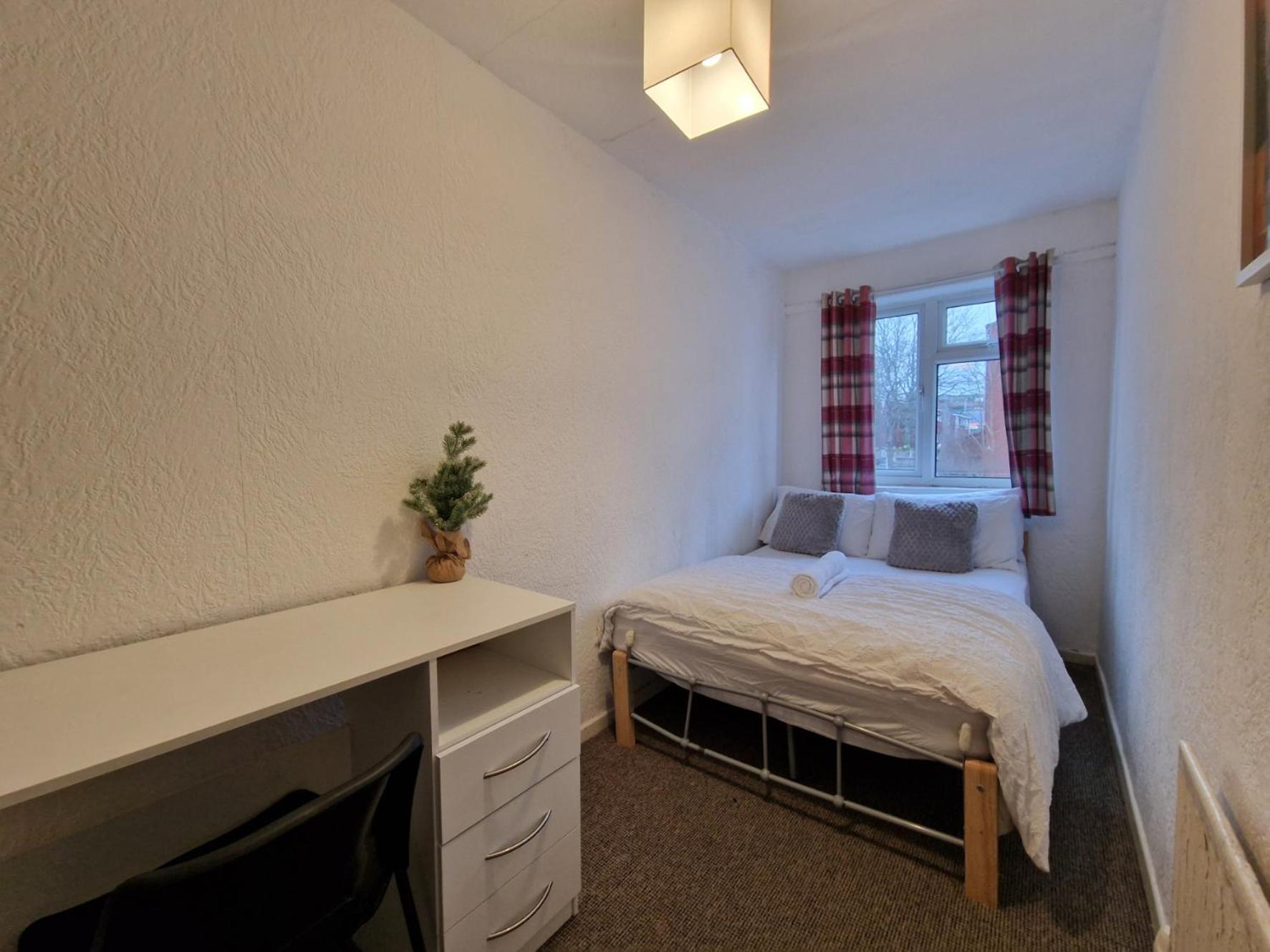 Homestay Living Serviced 10 *
