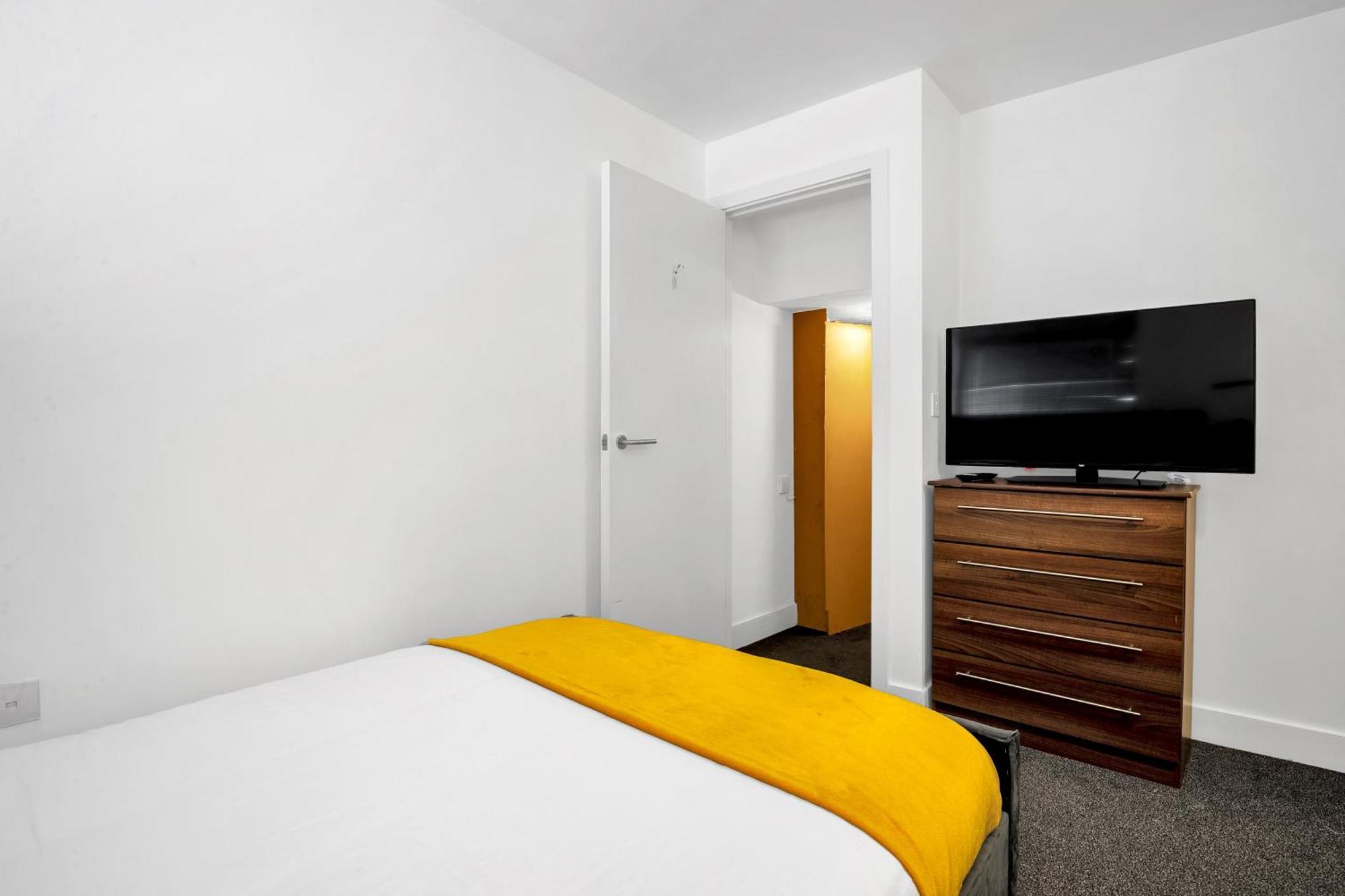 Luxury Waterfront With Free Parking Holiday home *