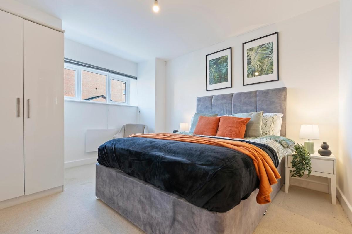 The Silkworks Cov Grade 2 Listed Lux Sleeps 6