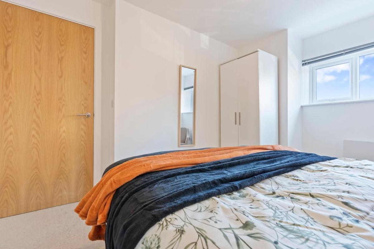 The Silkworks Cov Grade 2 Listed Lux Sleeps 6 Coventry