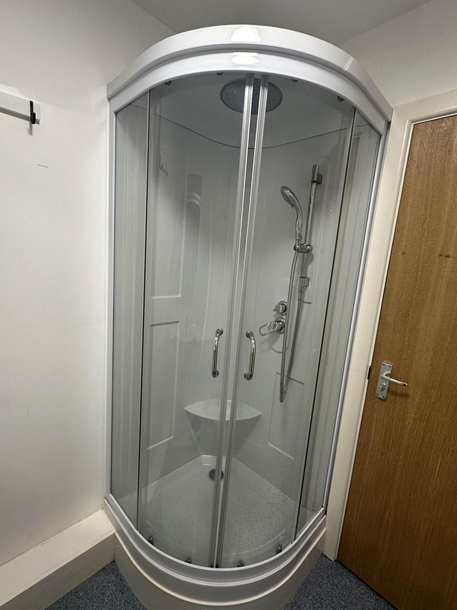 Budget With Kitchen In * Coventry