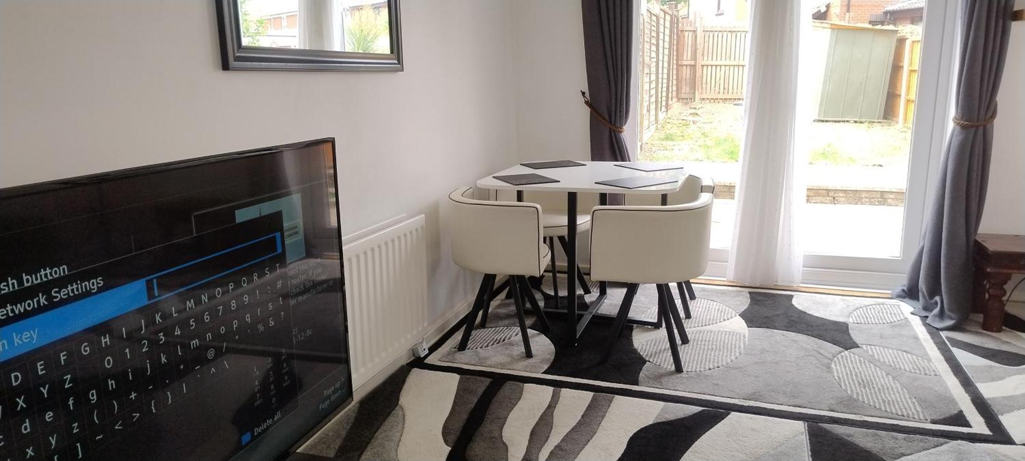 Entire 2 Bedroom With Parking In Coventry, Uk * Coventry