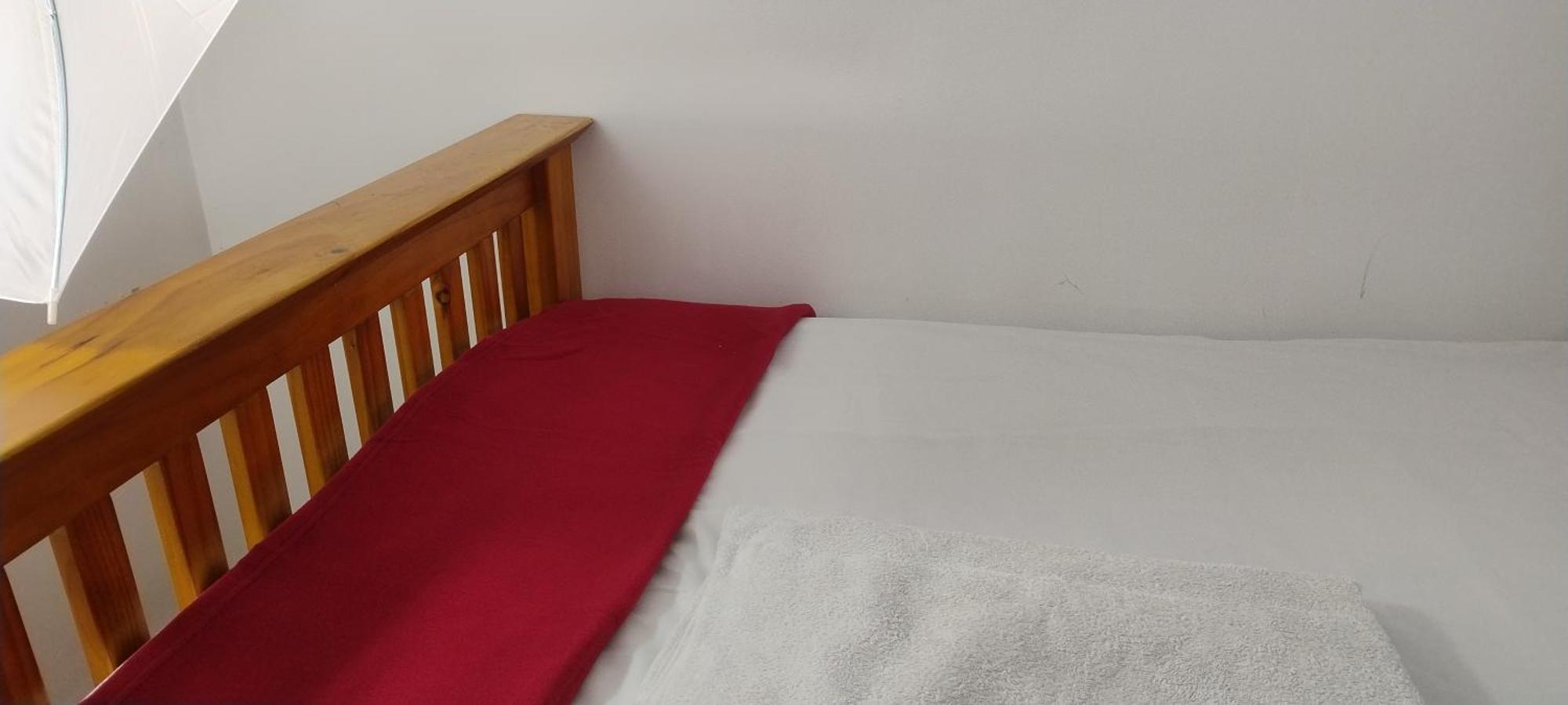 Entire 2 Bedroom With Parking In Coventry, Uk Holiday home *