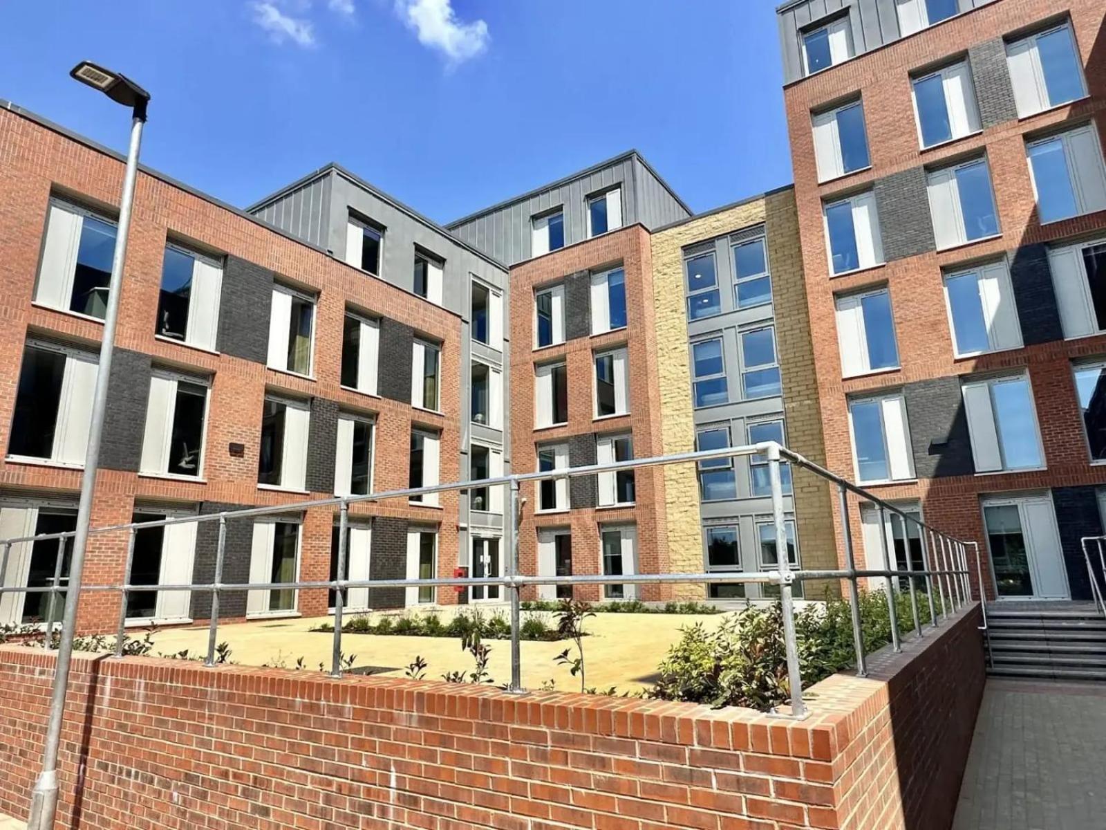 For Student Only Cosy Ensuites At Albany In Apartment *