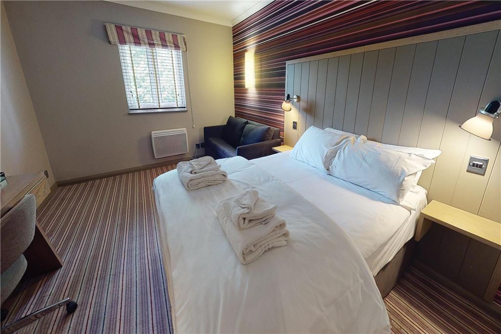 Village Hotel 3*