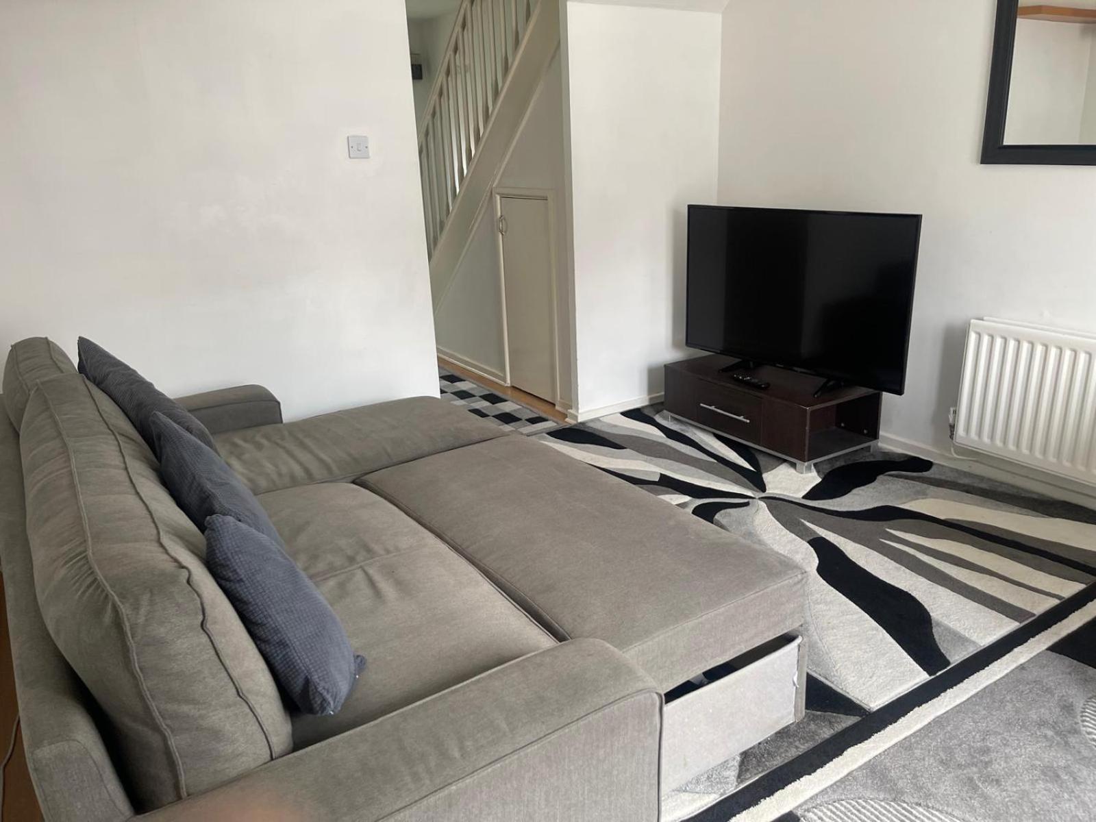Holiday home Entire 2 Bedroom With Parking In Coventry, Uk Coventry