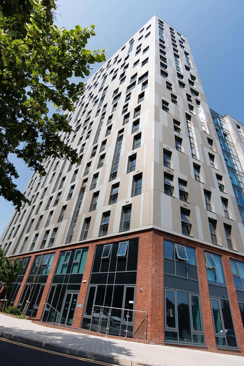 Ensuites Close To Centre *