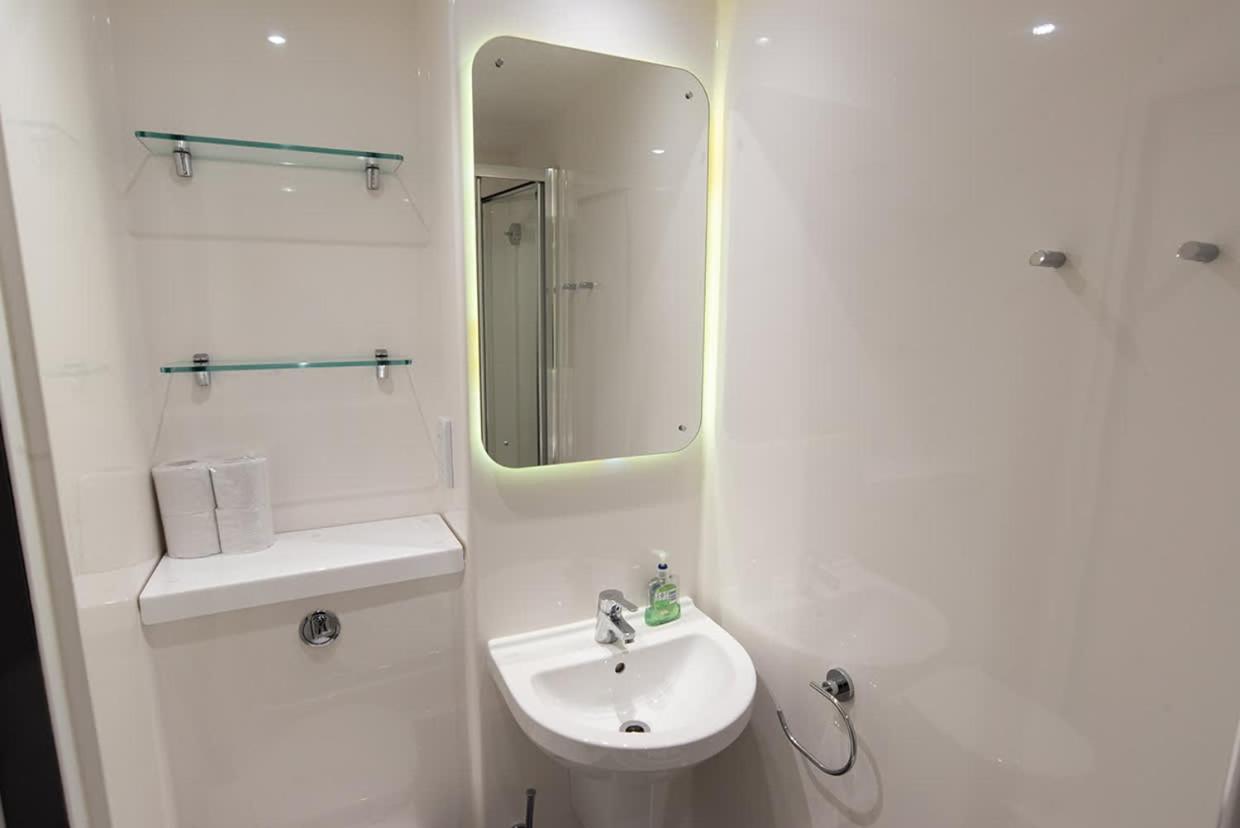 Ensuites Close To Centre