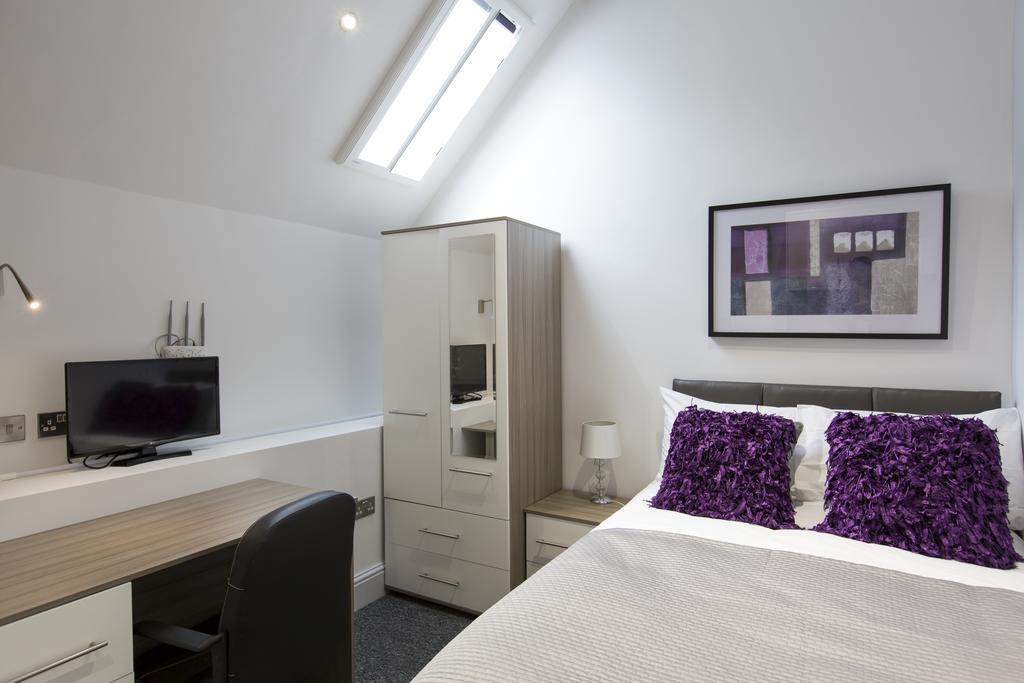 Old County Court 3*