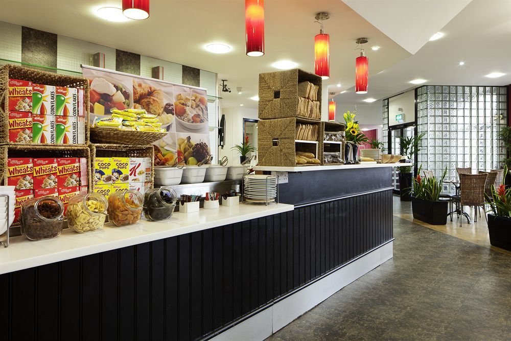 Ibis Centre Hotel 3*