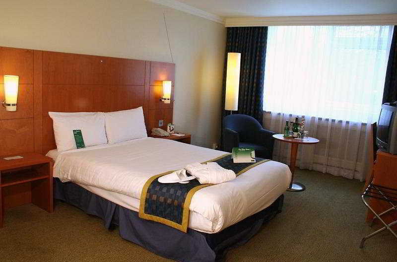 M6, J2 By Ihg 4* Coventry