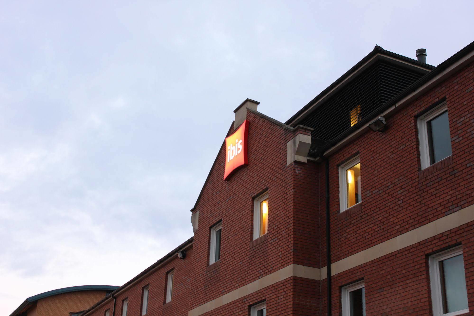 Ibis Centre Hotel 3*