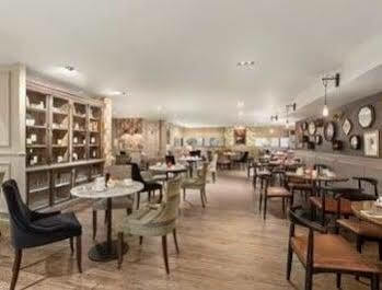 Ramada & By Wyndham Hotel 4*